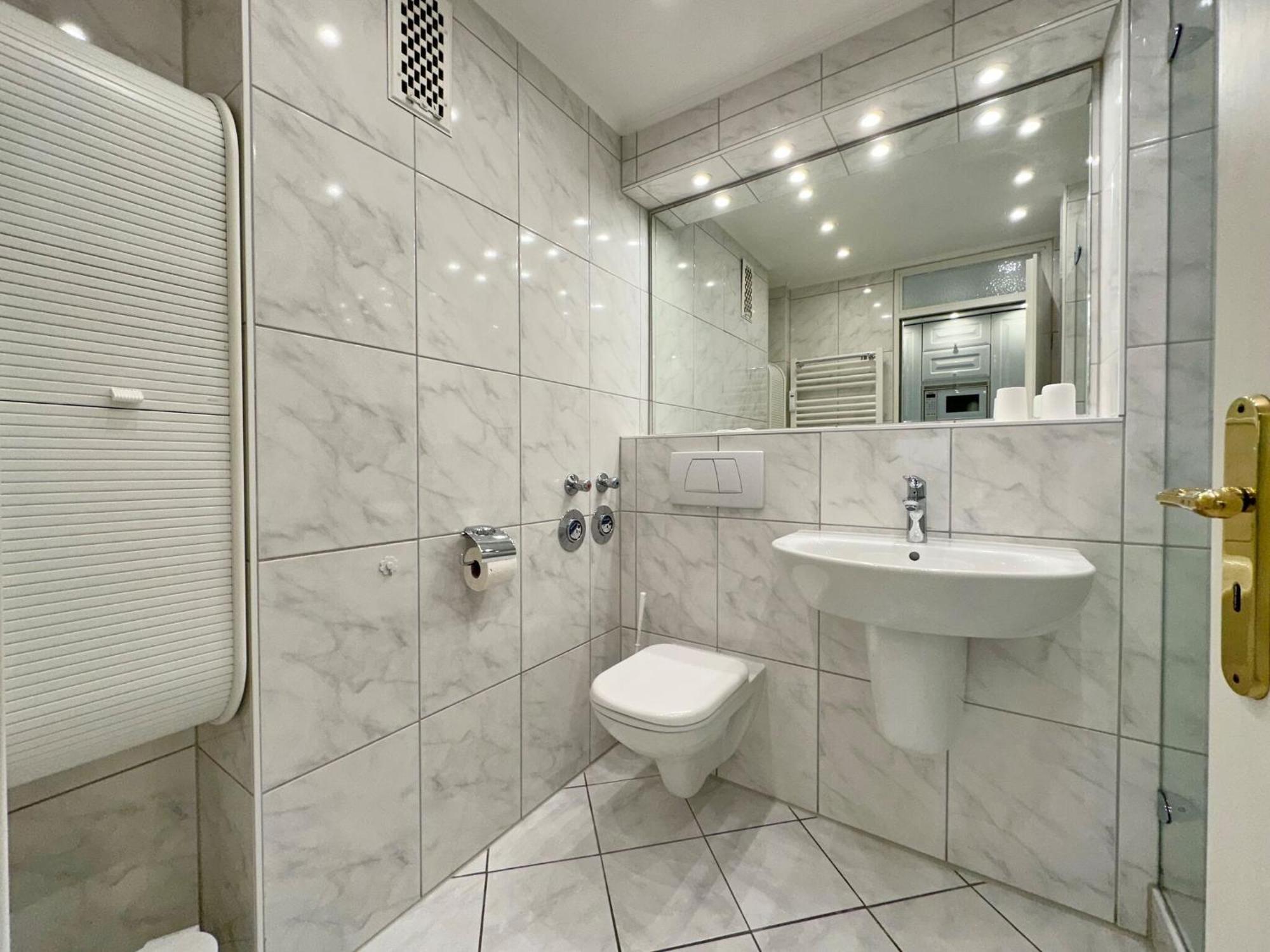 Apartment Metropol, Whg 92, Landseite *